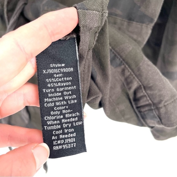 Sanctuary Anthropologie Camo Pockets Cinched Tie Waist Roll Tab Sleeve Jacket - Picture 6 of 6